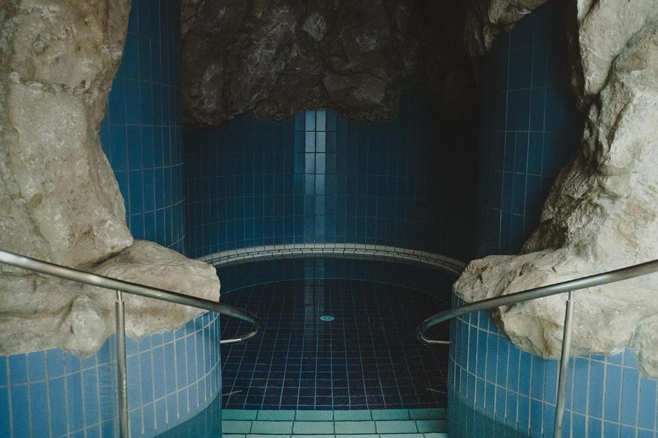 Reduce Hotel Thermal Adults Only バート・タッツマンスドルフ エクステリア 写真